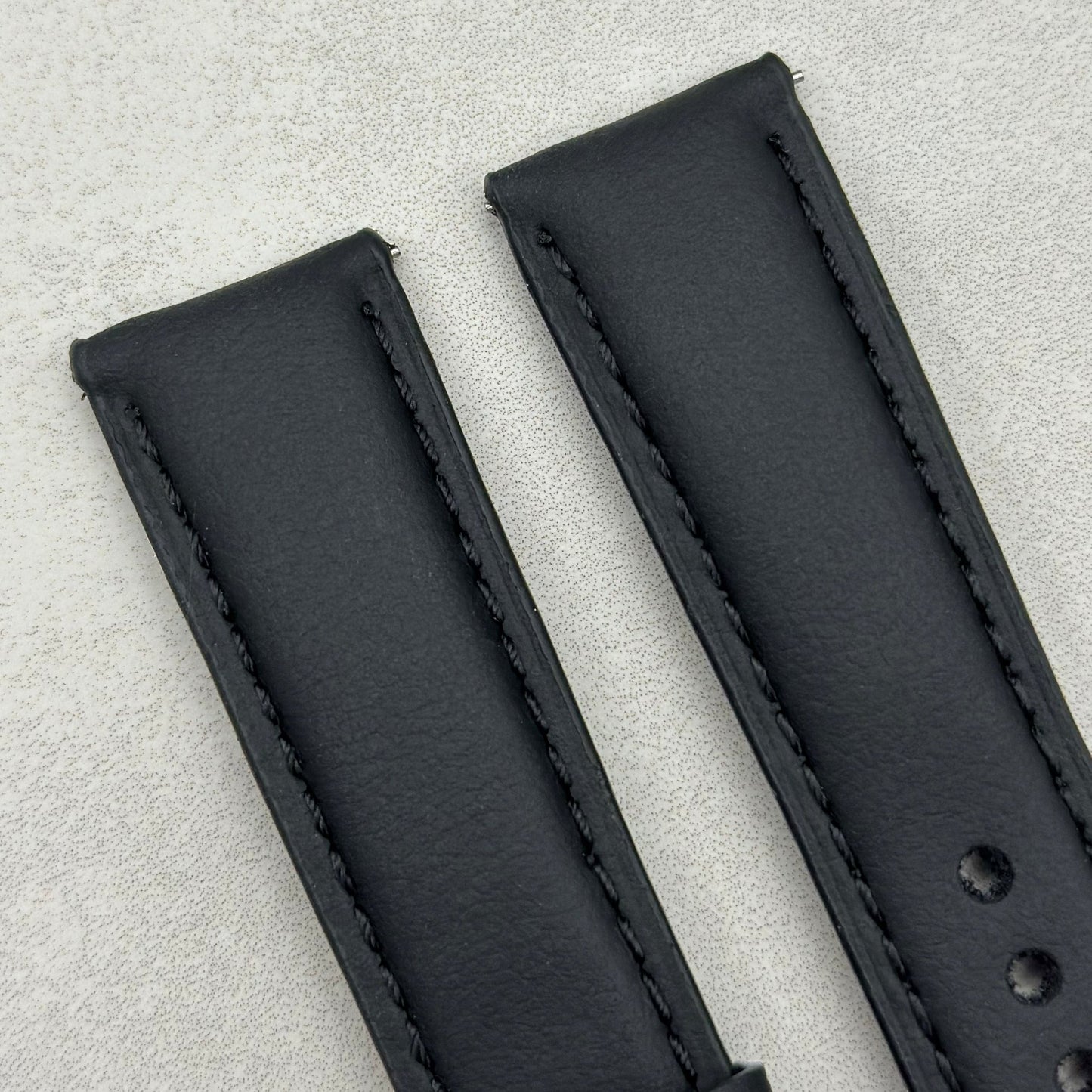 The New York: Black Vegan Leather Watch Strap