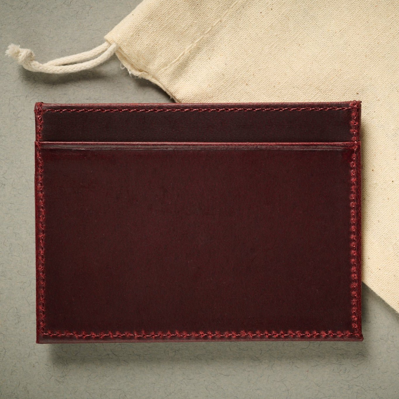 Rear of the Berlin Burgundy RFID Blocking Card Case. 5 slot card wallet.