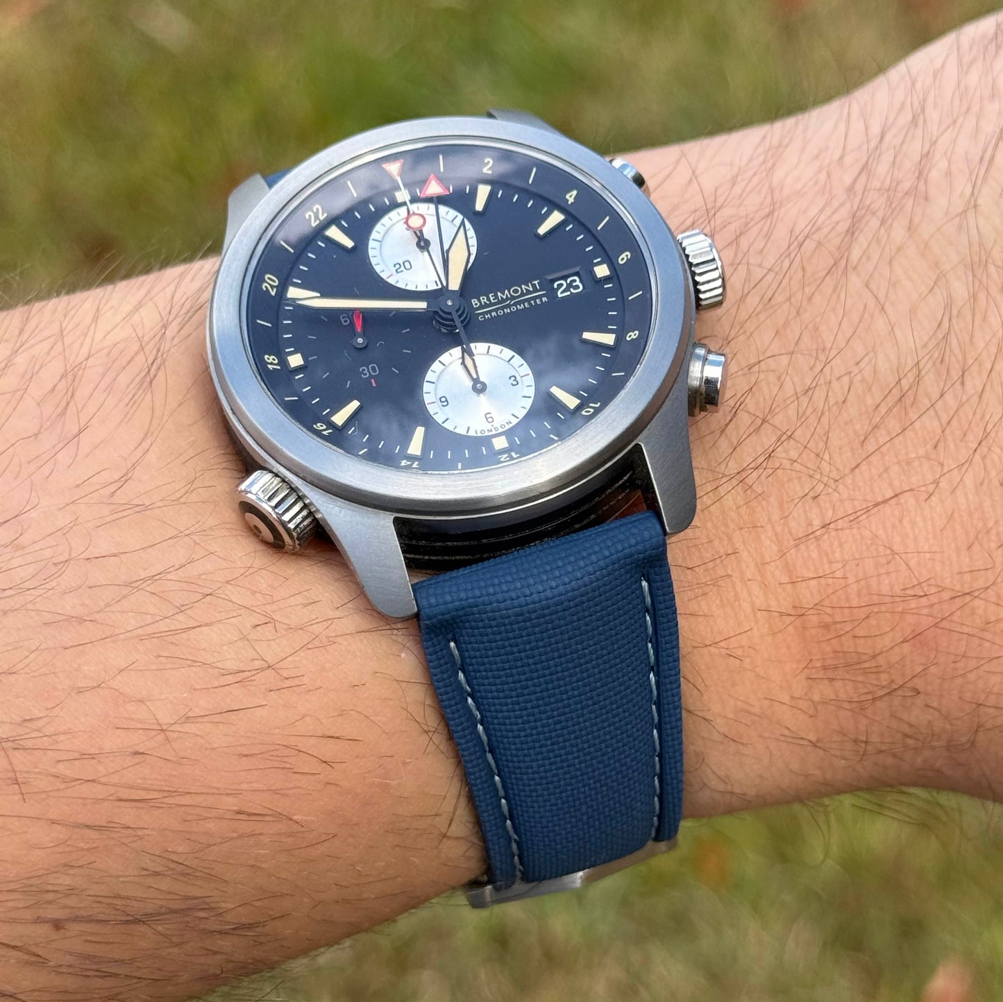 The Charleston: Blue And White Sailcloth Effect FKM Rubber Deployant Strap