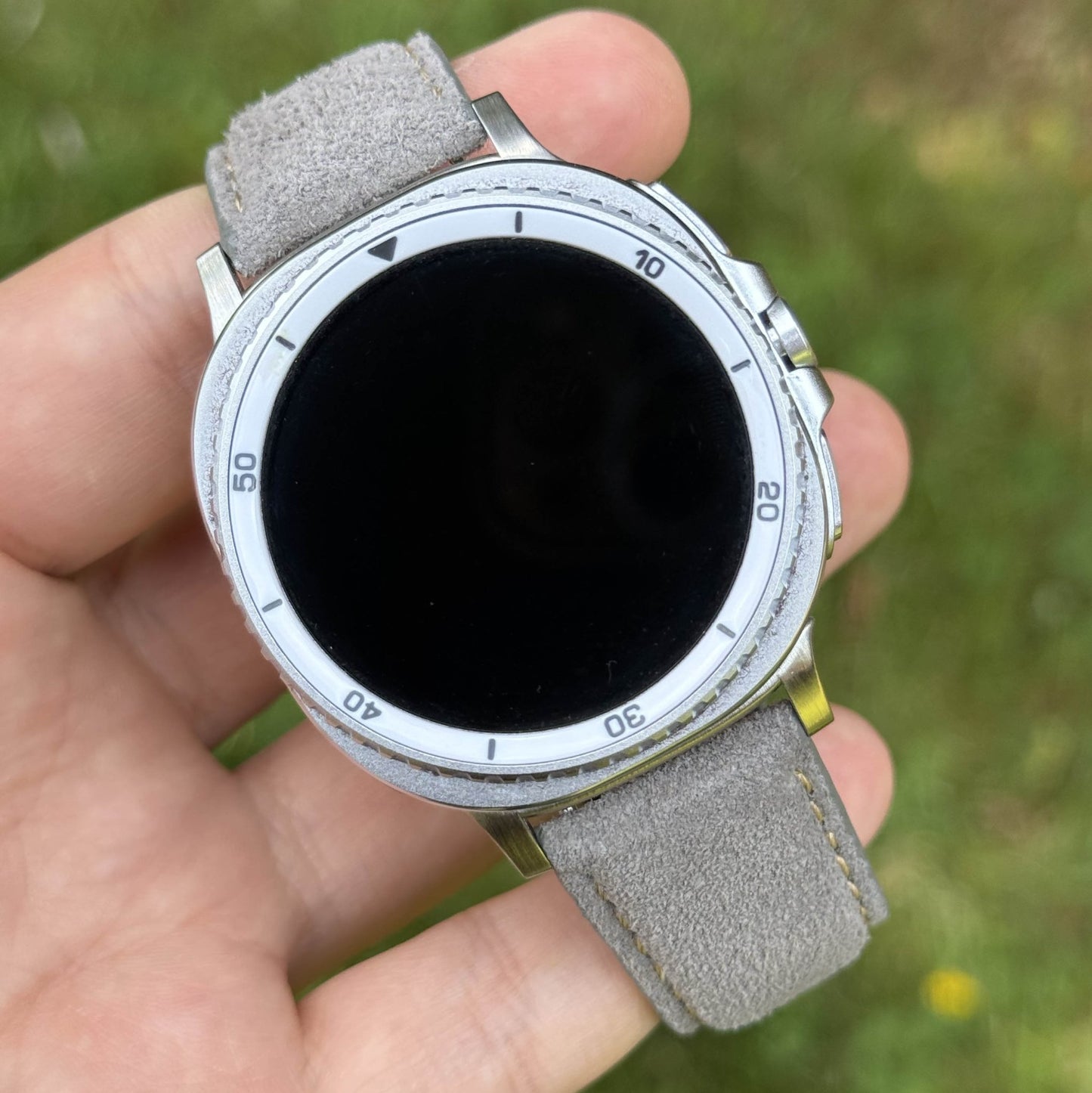 The Paris: Light Grey Padded Suede Samsung Galaxy Watch Ultra / Watch 8/9 Strap