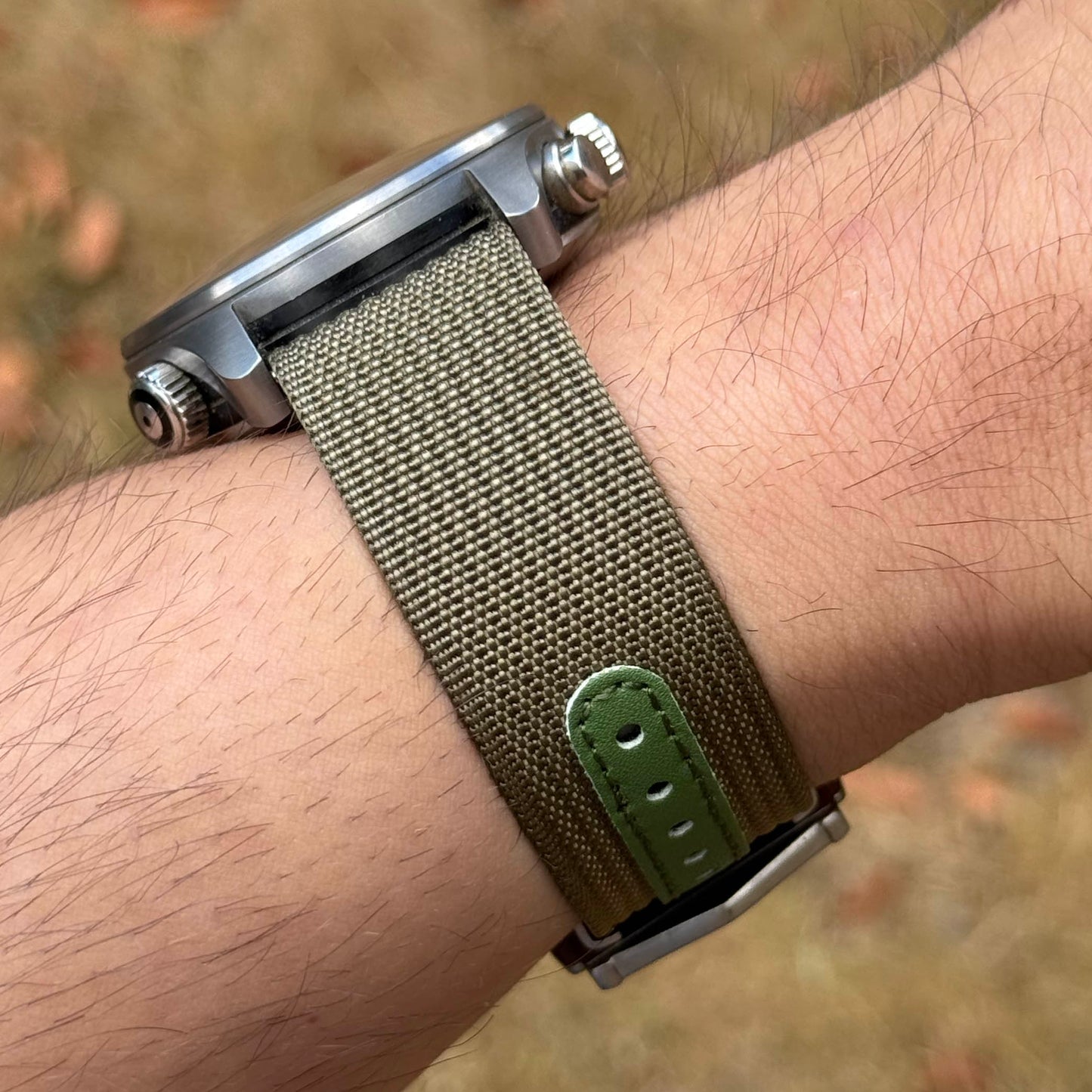 The Stockholm: Khaki Green Ribbed Nylon Single Pass Deployant Strap