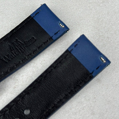 Quick release pins on the Le Mans blue and grey racing watch strap. 